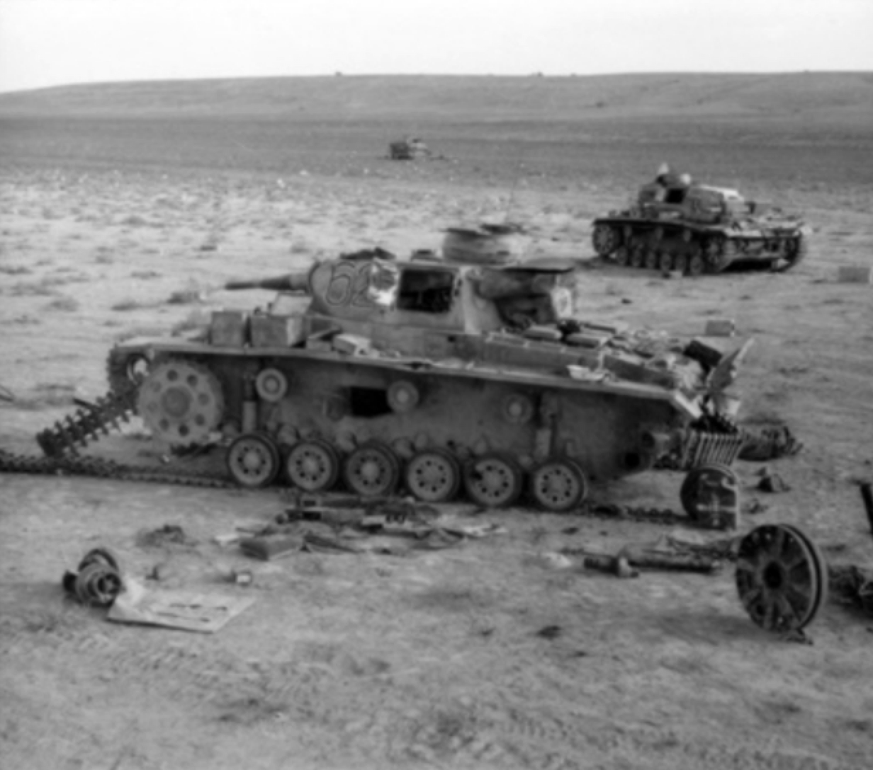 1941-16-dec-belhamed-knocked-out-panzer-iii